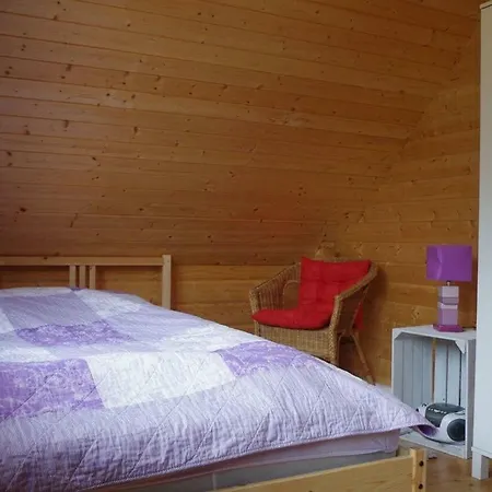 Idyllische Holzhutte Mit Wasserzugang Und Sauna * 켓진